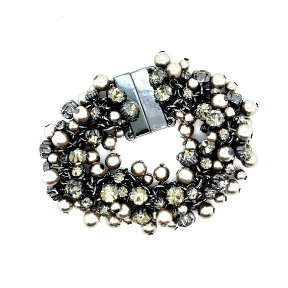 Magnetic Rhinestones/Pearl Bracelet - Picture 1 of 6
